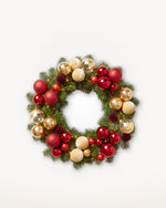 Couronne de Noël Parure Opéra de 50 cm : Nordmann naturel, boules rouges, or et bordeaux en grappes 