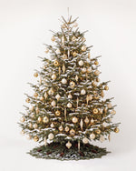 Sapin de Noël Parure Sacré-Cœur de 350 cm : boules or et ivoire, pampilles et guirlande blanc chaud 